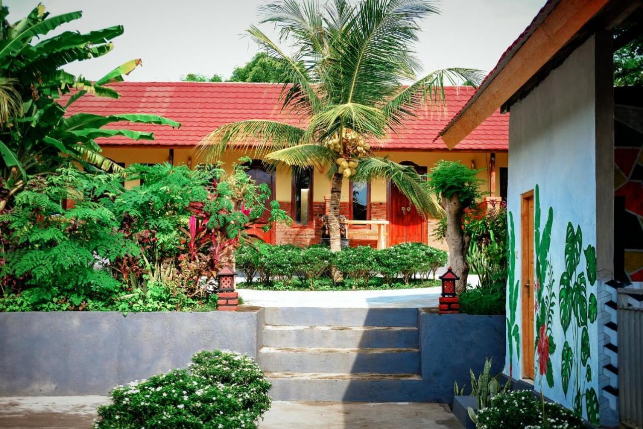 Eco Moringa Garden Hotel Banyuwedang Eksteriør billede