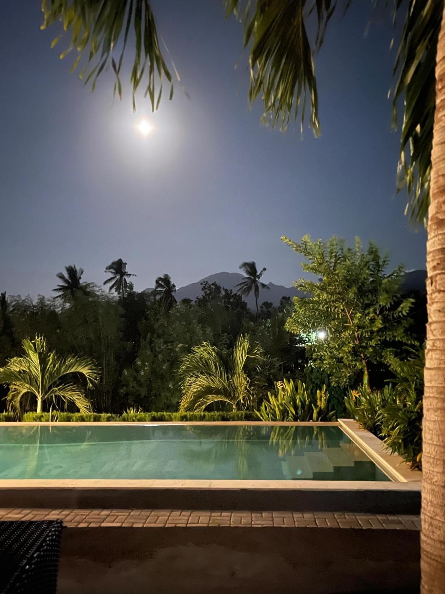 Eco Moringa Garden Hotel Banyuwedang Eksteriør billede